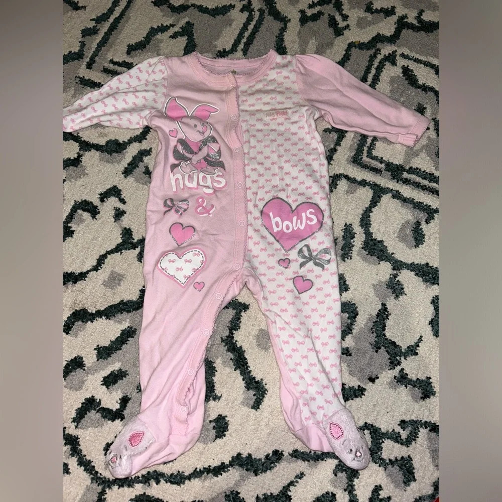 disney baby  piglet sleeper- 6-9 months​​